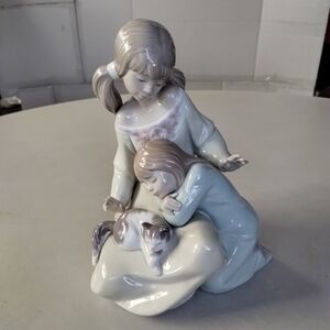 Lladro Sisters with Cat  Porcelain Sculpture Cream & Brown Collectibles Bedtime